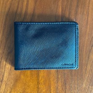 Coach Men’s Compact Billfold Wallet in Black